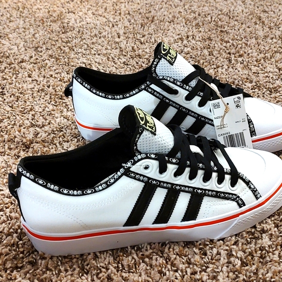 Adidas Nizza Sneakers - Picture 3 of 9